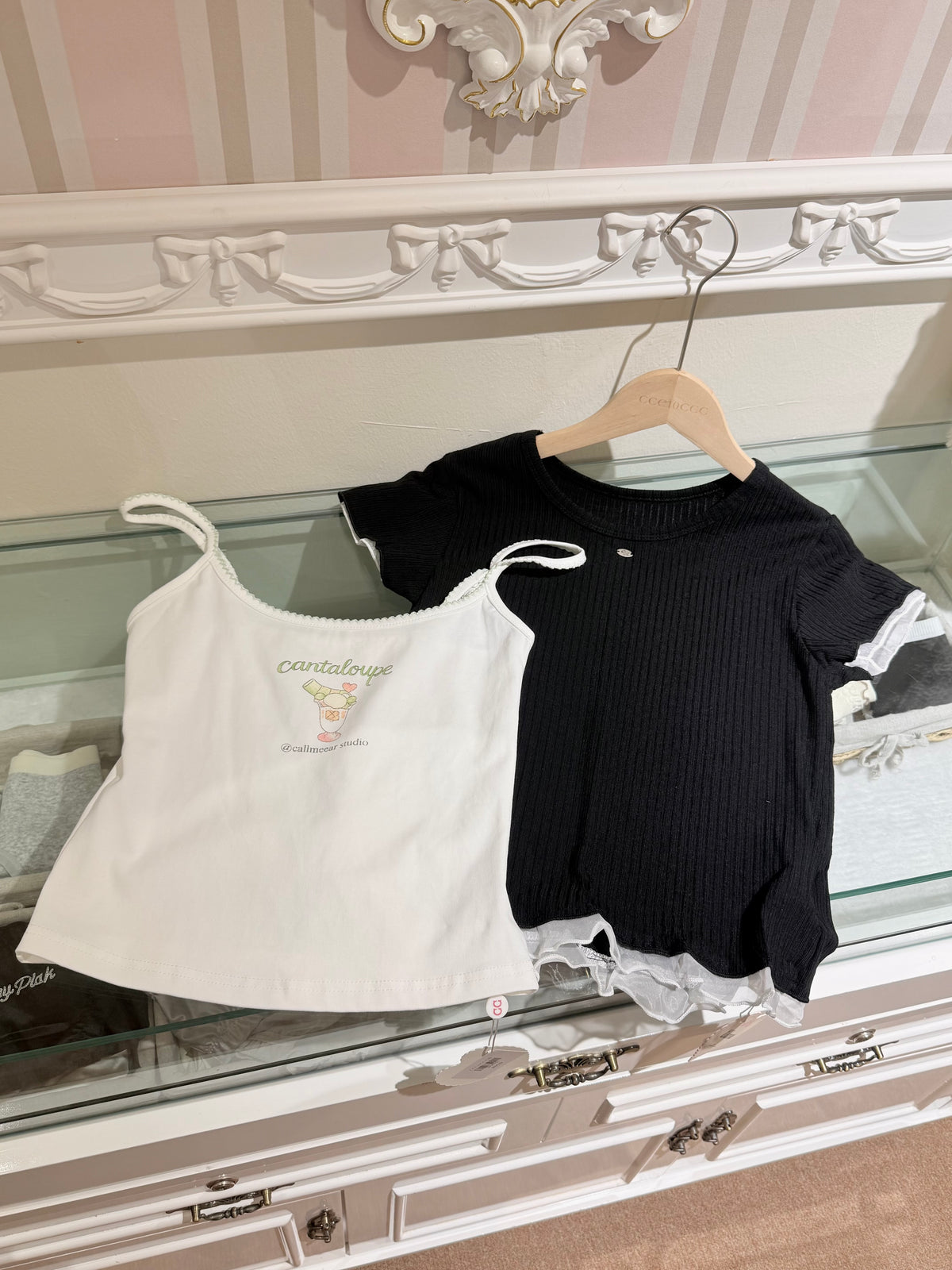 Lara Ruffle Ribbed Tee