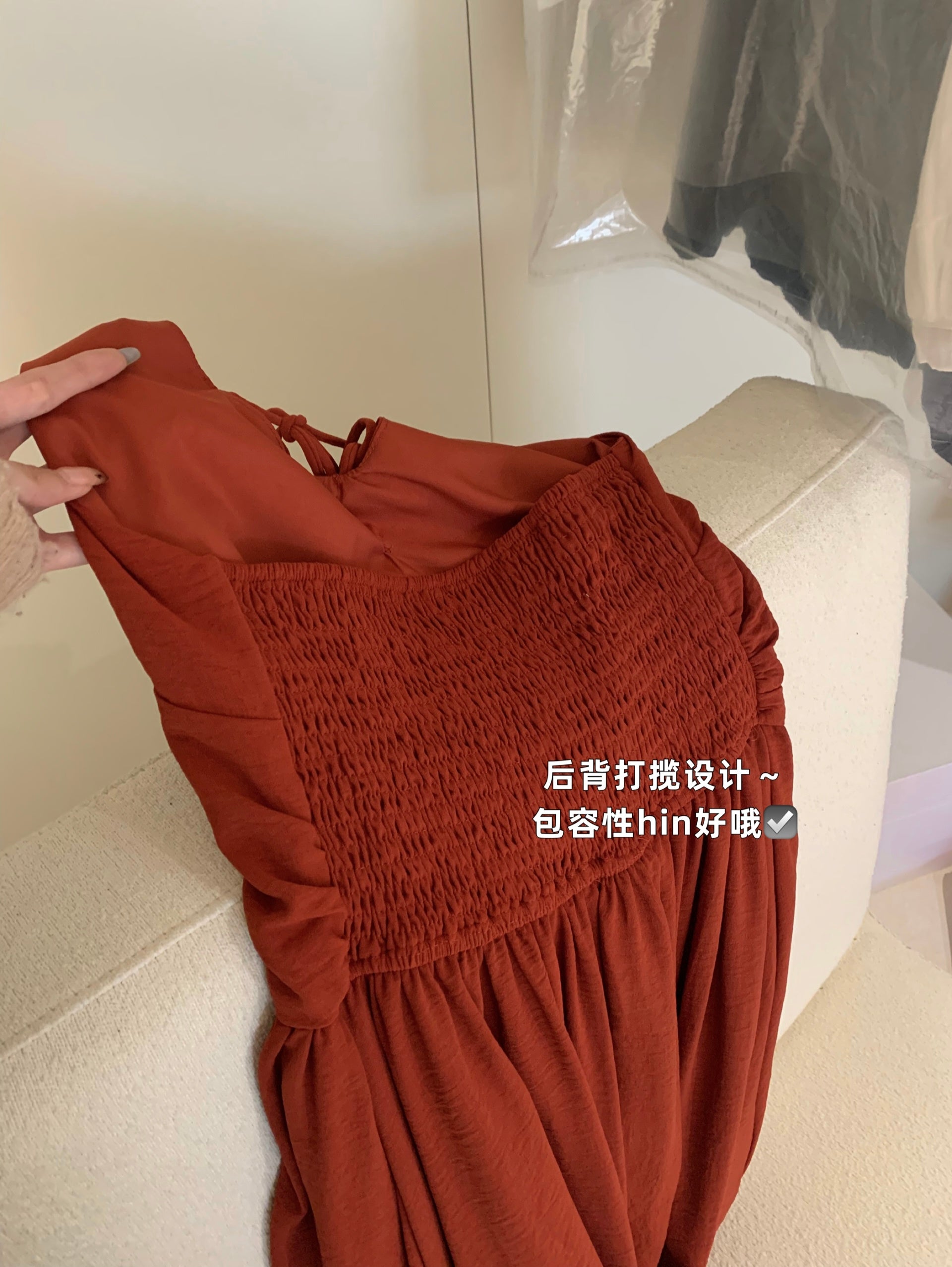 W8847 挂脖蝴蝶结连身长裙