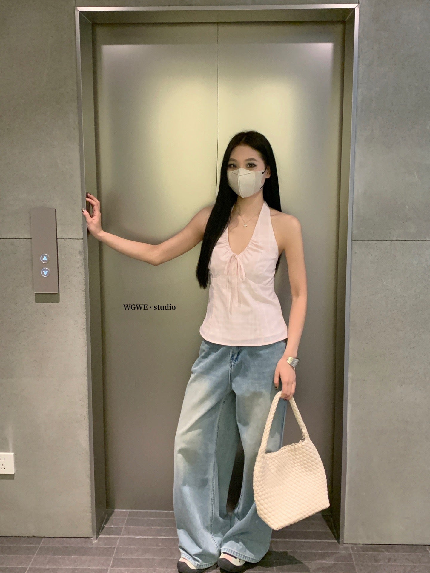 W8456 少女感！格纹挂脖上衣