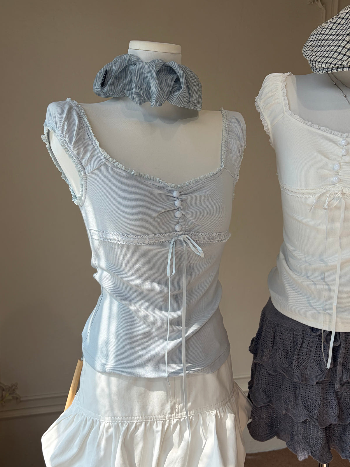 Amélie Lace Ruched Top