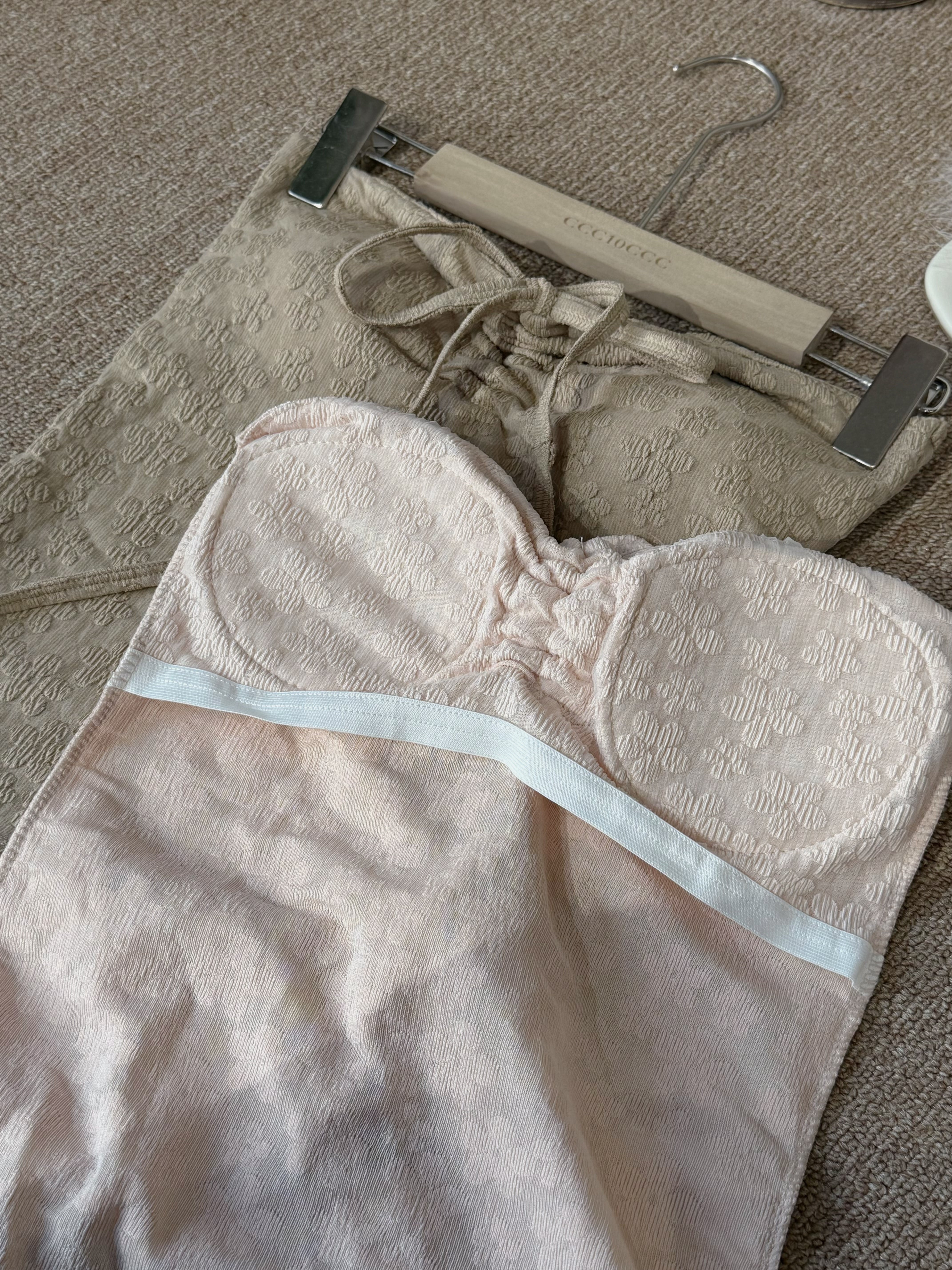 Poppy Top（带胸垫）（preorder）