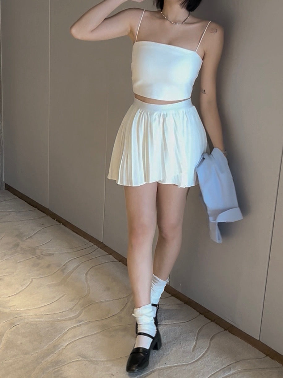 𝘾𝙃𝘼𝙍𝙈𝙀 Tania Basic Top