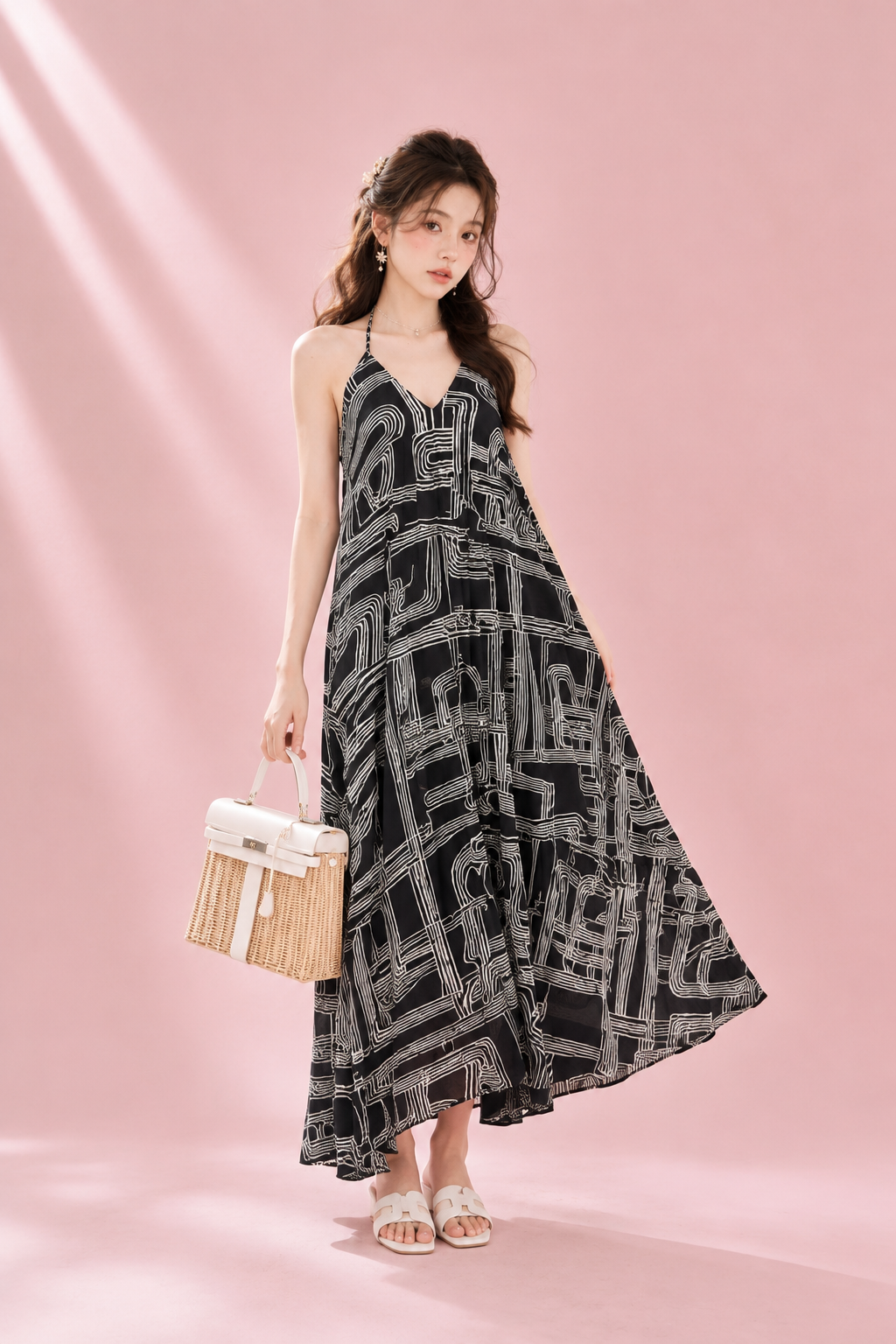 Flowy vacation maxi dress with artistic line print design
