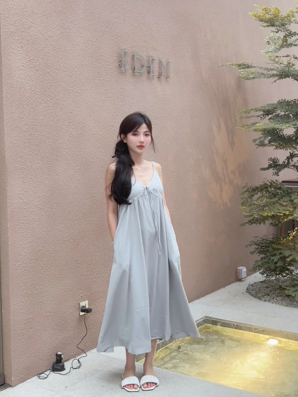 𝘾𝙃𝘼𝙍𝙈𝙀 Constance Dress（Grey）