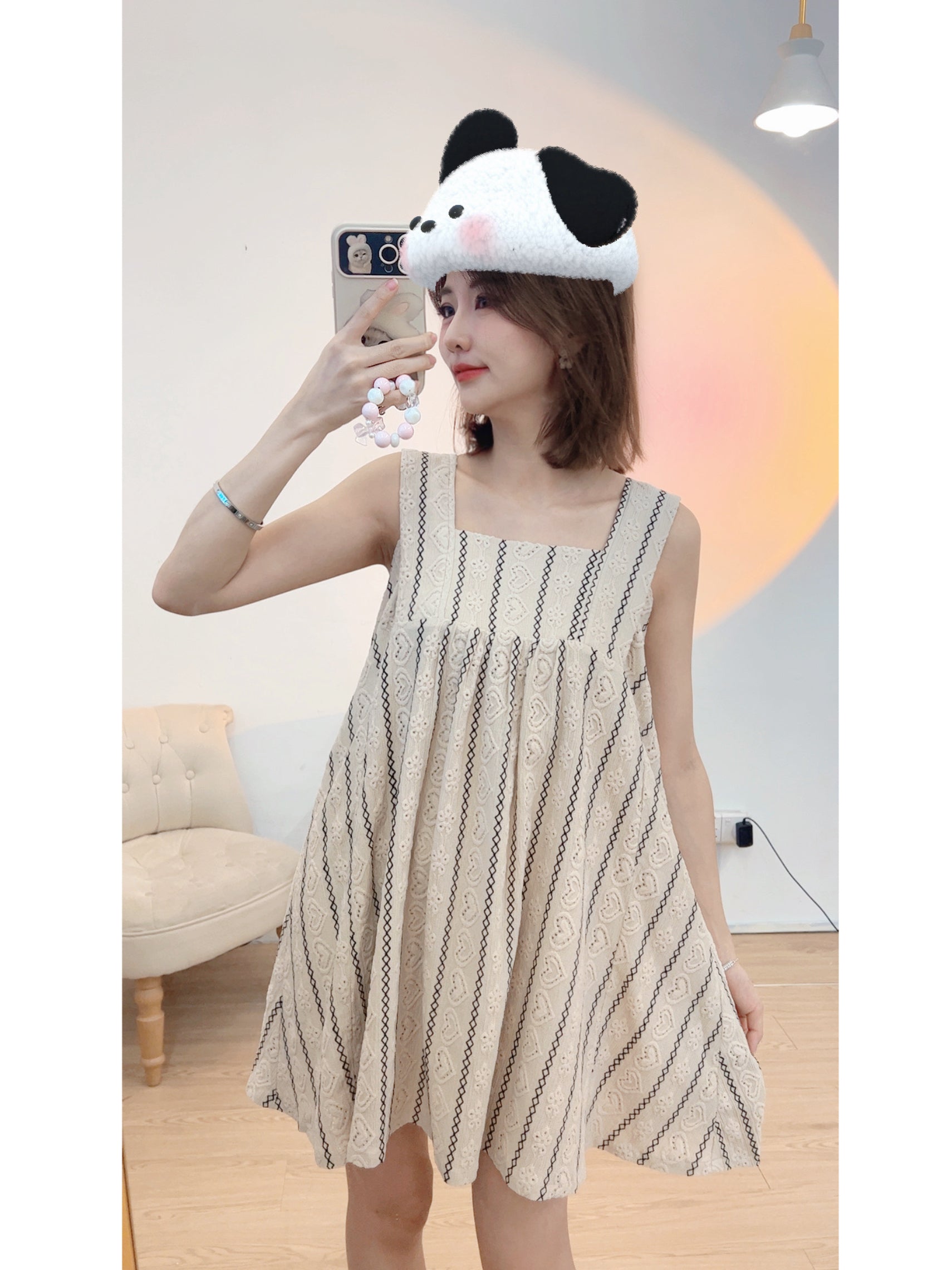 𝘾𝙃𝘼𝙍𝙈𝙀 Rina Dress
