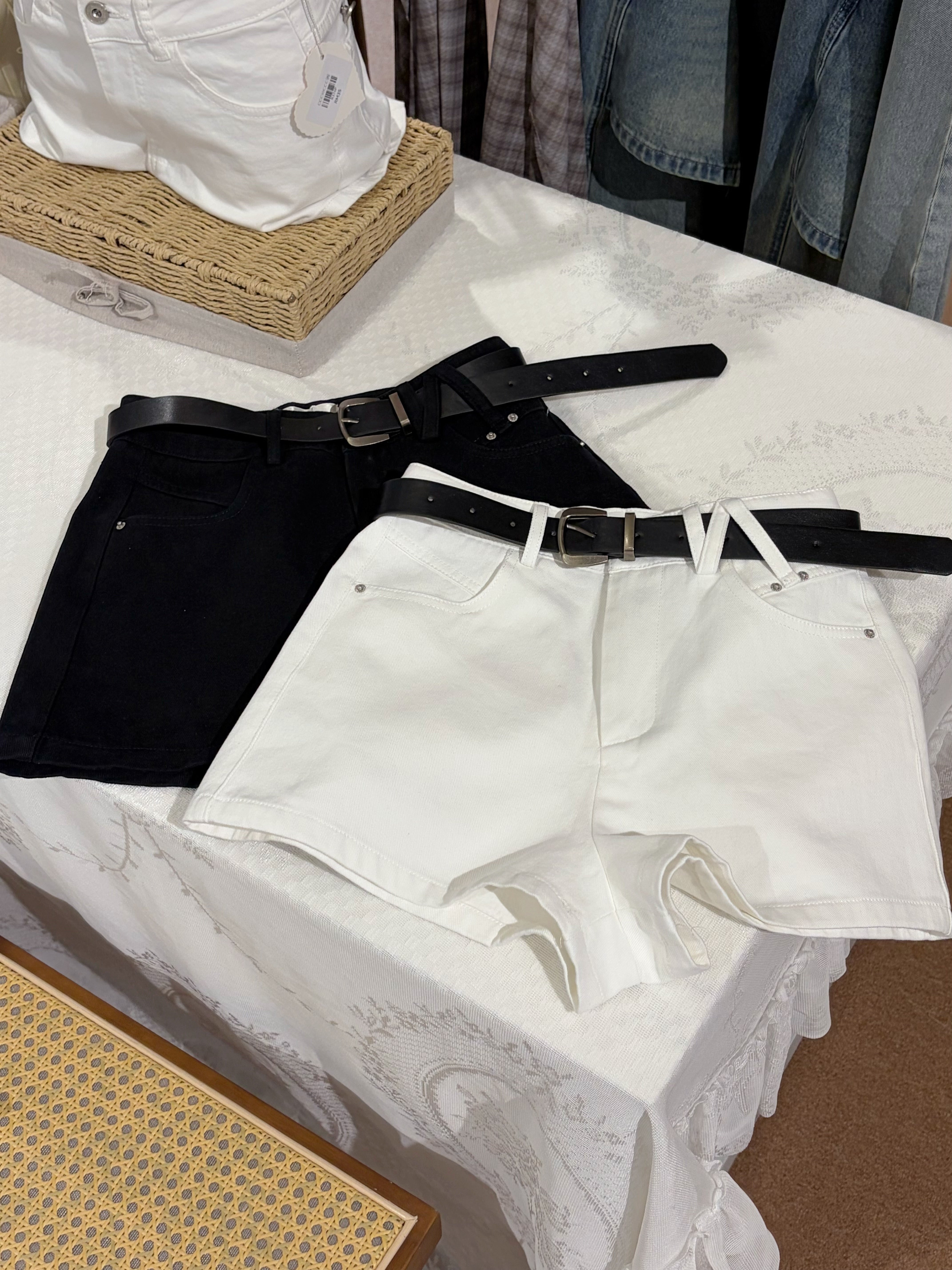 Everyday Denim Shorts (White)