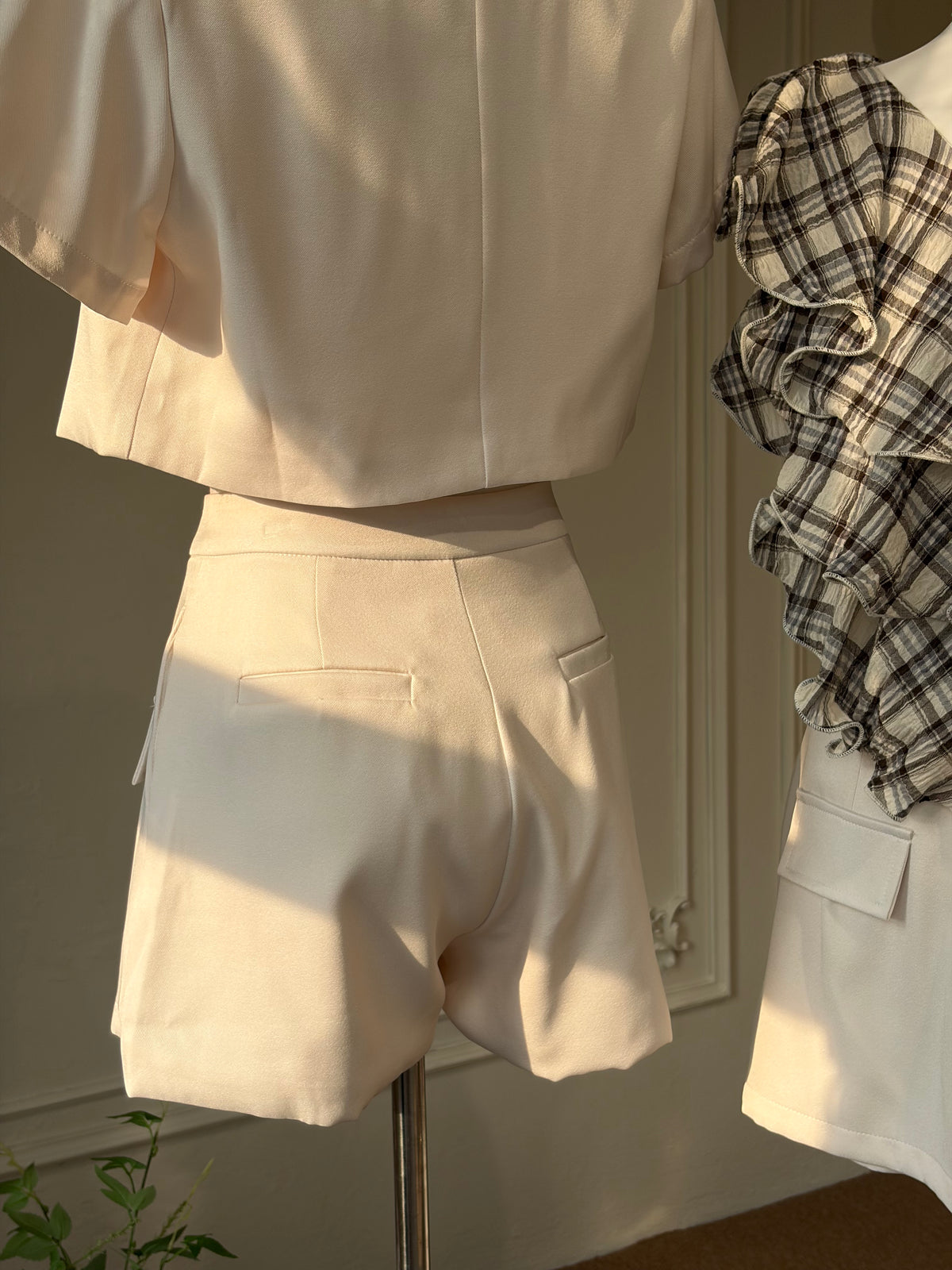 𝘾𝙃𝘼𝙍𝙈𝙀 Sydney Top / Skort（Beige）