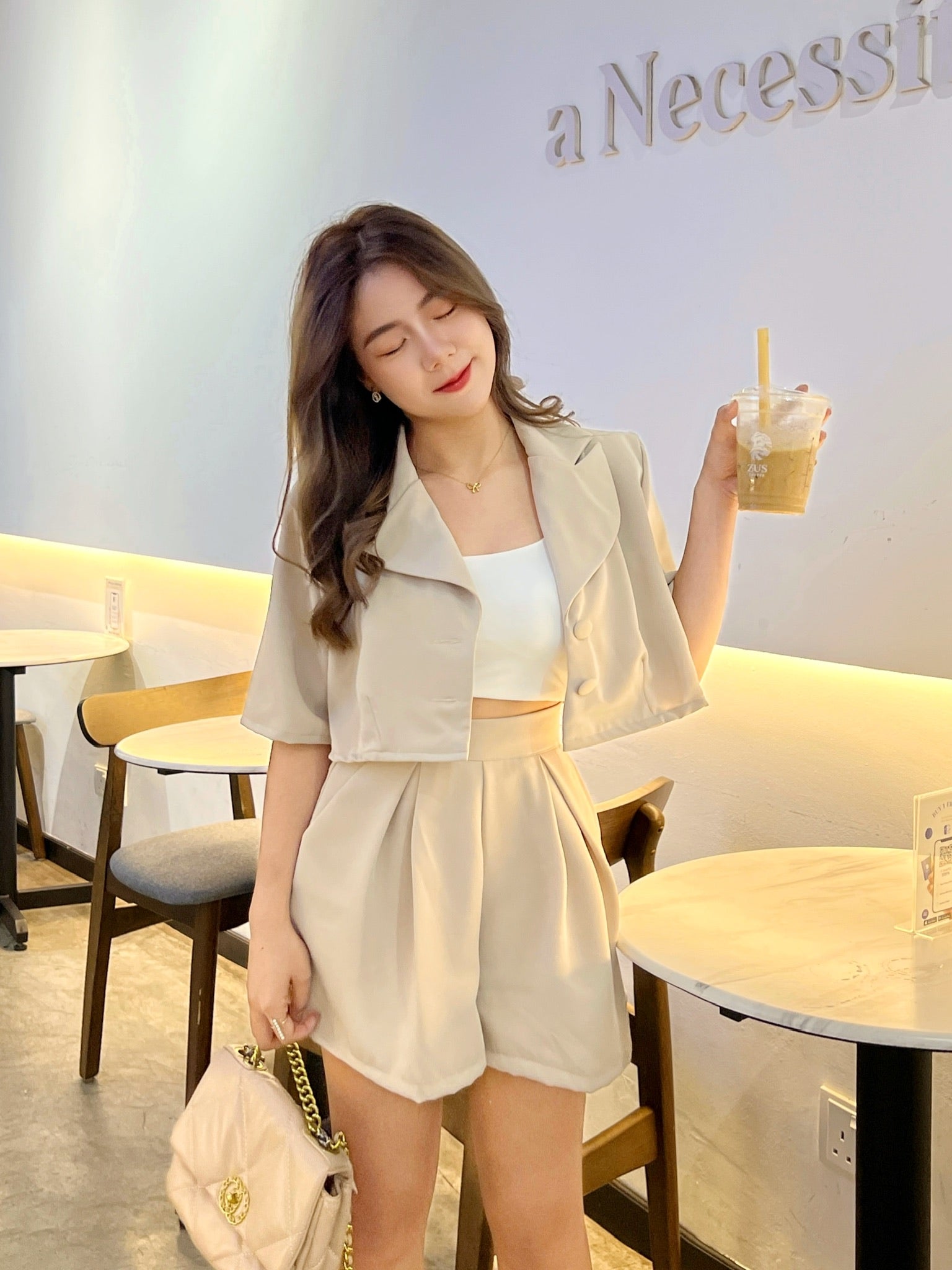 𝑴𝒂𝒅𝒆 𝑩𝒚 𝑪 Kristin Set