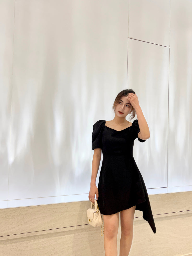 🌼 𝒯𝒽𝑒 𝒞𝒶𝓂𝑒𝓁𝓁𝒾𝒶