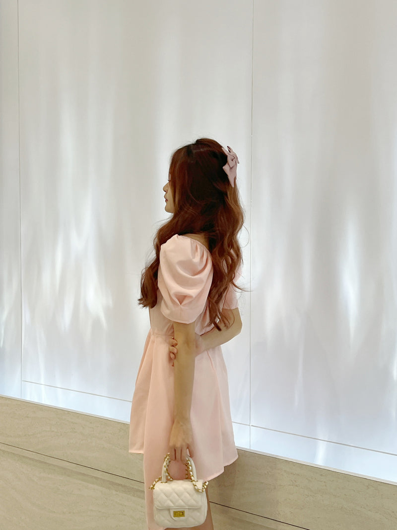 🌼 𝒯𝒽𝑒 𝒞𝒶𝓂𝑒𝓁𝓁𝒾𝒶